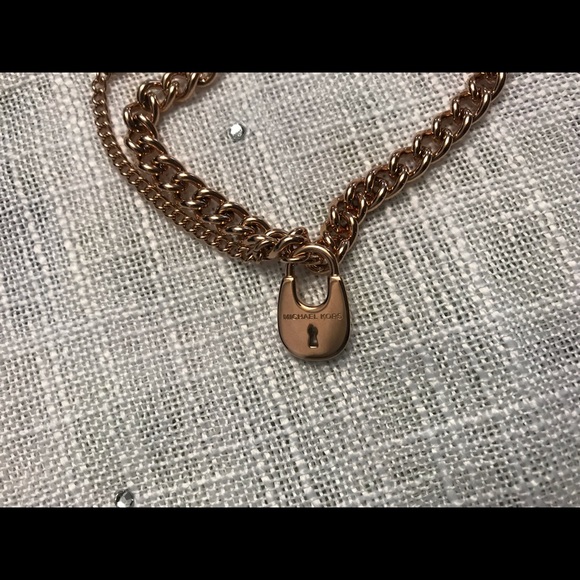 Michael Kors gold bracelet new - Picture 6 of 8